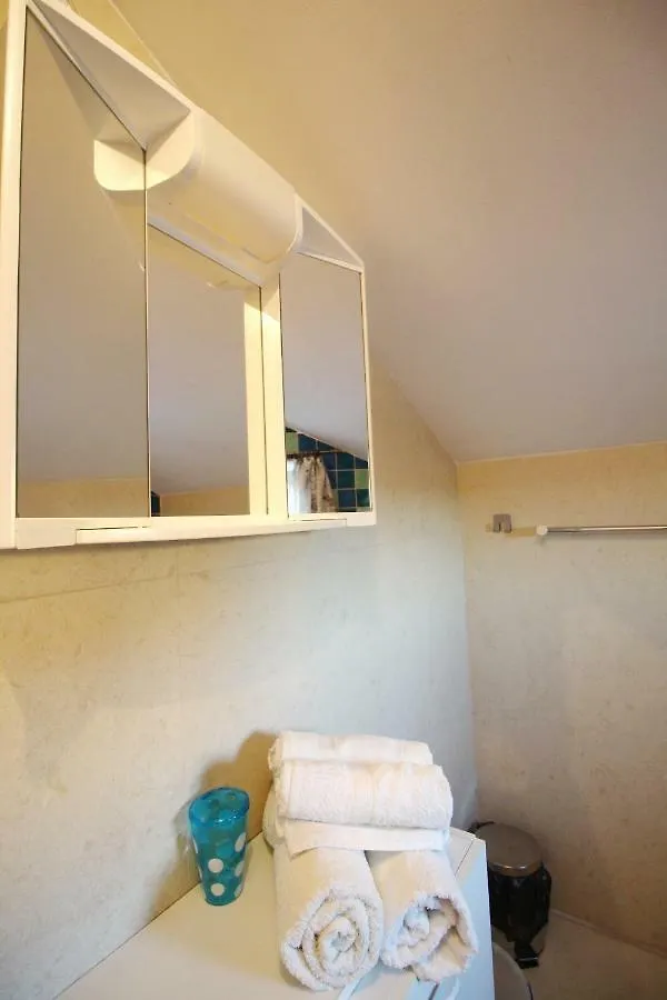 Apartments Mark بيتريتْشاني