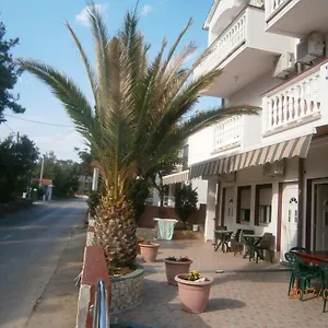 Drago Apartment